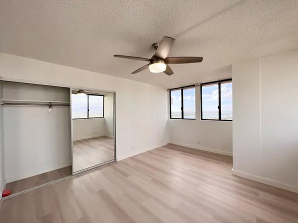 98-487 Koauka Loop APT B1803, Aiea, HI 96701