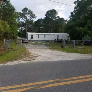604 Wilderness Rd, Eastpoint, FL, 32328