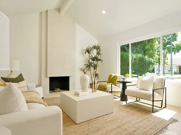 2709 Dayna St, Santa Ana, CA 92705