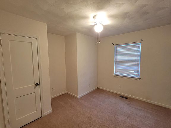 5th image of 5401 Douglas St