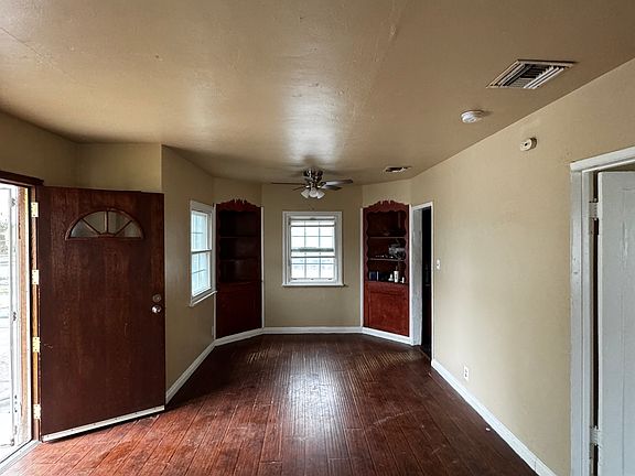 2nd image of 203 W Nevada St