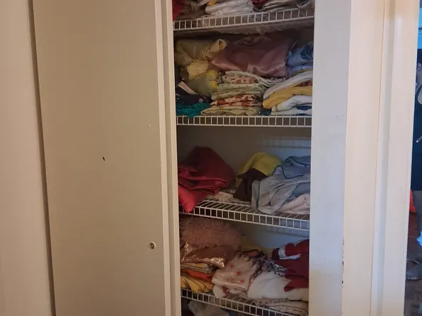 650 Williams Avenue image 3 of 41