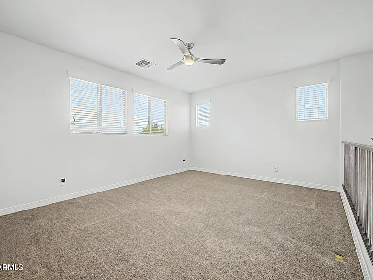 15912 W Sierra St — Photo 18