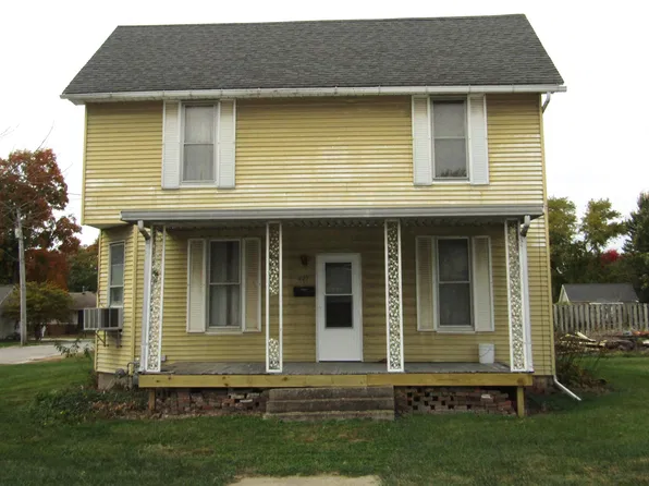 622 S Main St, Lewistown, IL 61542