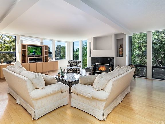 5th image of 5176 Llano Dr