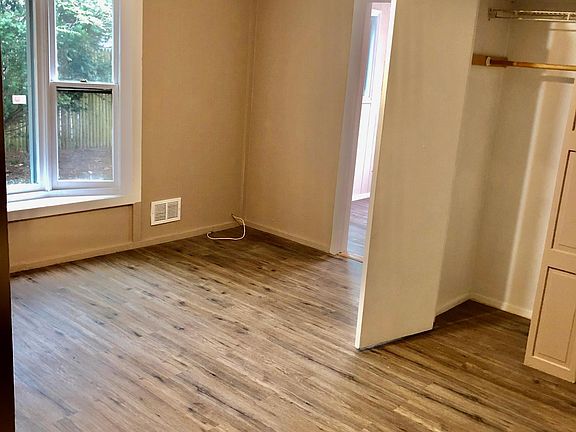 Living room / bay window