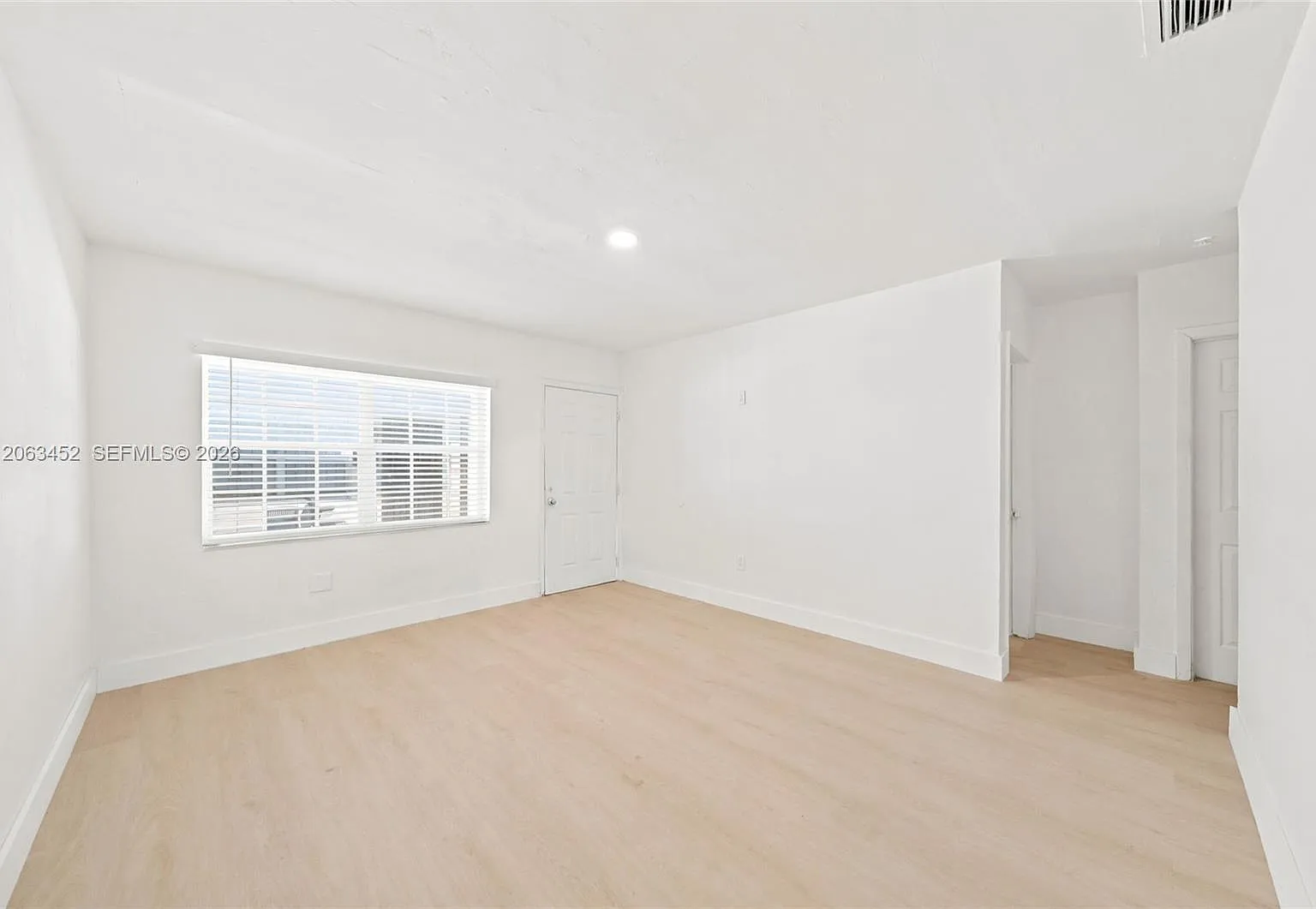 2 bed, $2,200 — Photo 3