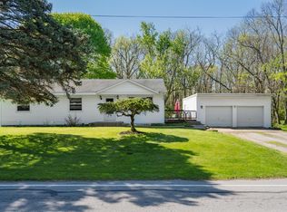 4528 E Weyhe Rd, Port Clinton, OH 43452