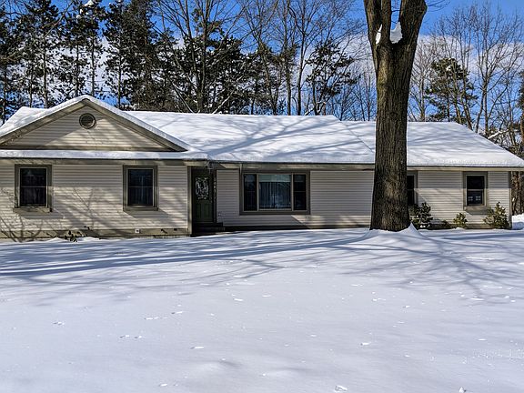 4th image of 3461 Whispering Woods Dr