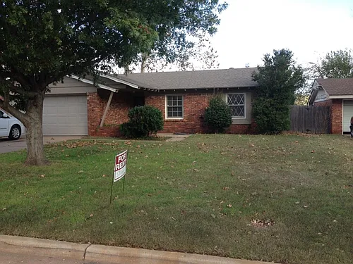 2529 Kings Way Photo 1