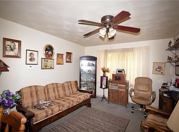 5th image of 1317 Rosewood Hills Dr