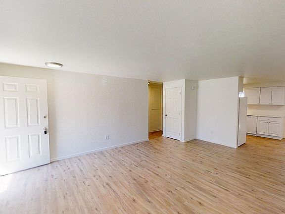 4th image of 3634 SE 108th Ave #Kar3634