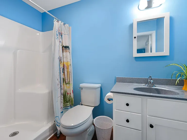 43 Marine Ave — Photo 9