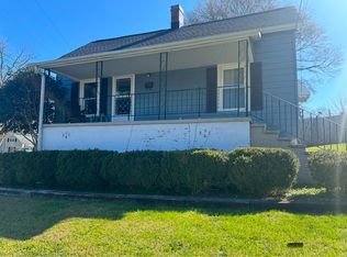 303 Planer St, Pickens, SC 29671