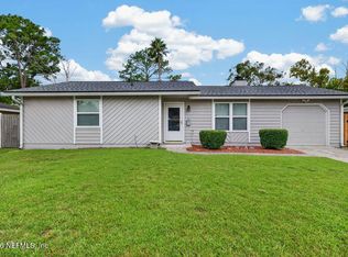 1870 Shannon Lake Dr, Middleburg, FL 32068