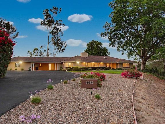 3rd image of 3088 Skycrest Dr