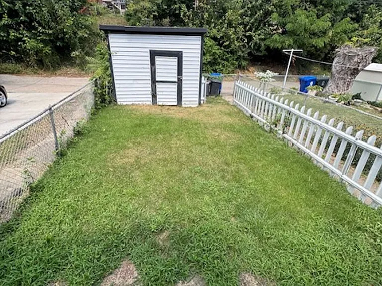 3028 Hanlon Ave — Photo 31