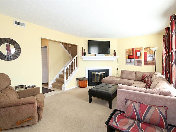 2nd image of 7968 Tall Timbers Dr