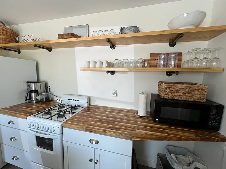588 Case Rd — Photo 5