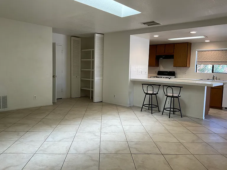 34220 Linda Way — Photo 11