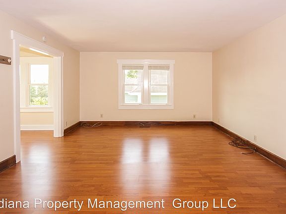 4th image of 190 N 6th St