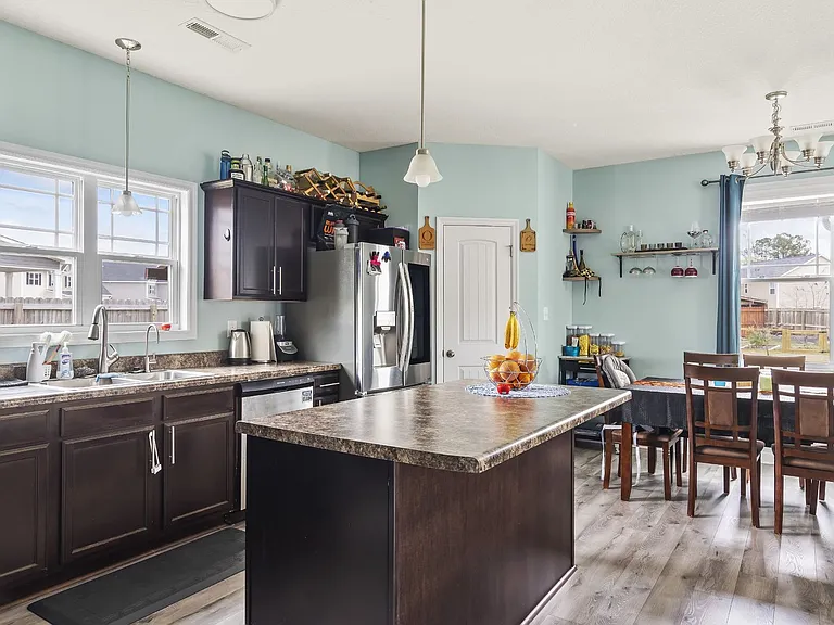 329 Adobe Ln — Photo 12