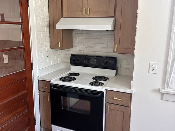 5th image of 16 S Parsonage St #2