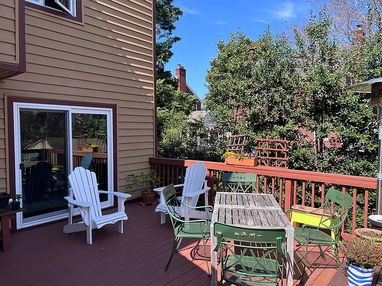 N Edison St — Photo 14