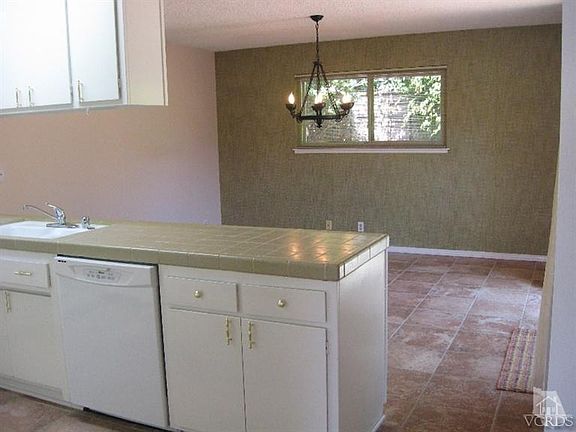 4th image of 217 E Garden Green Ave