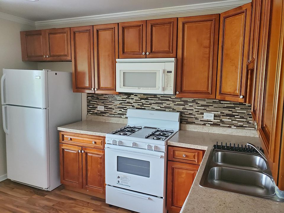 1st image of 7723 Woodward Ave APT 1
