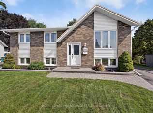 1305 Brockmount Pl, Brockville, ON K6V 5Z6