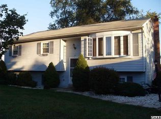 35 Burning Brush Cir, Etters, PA 17319