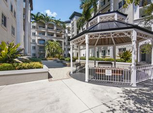 Red Road Commons, Miami, FL 33143