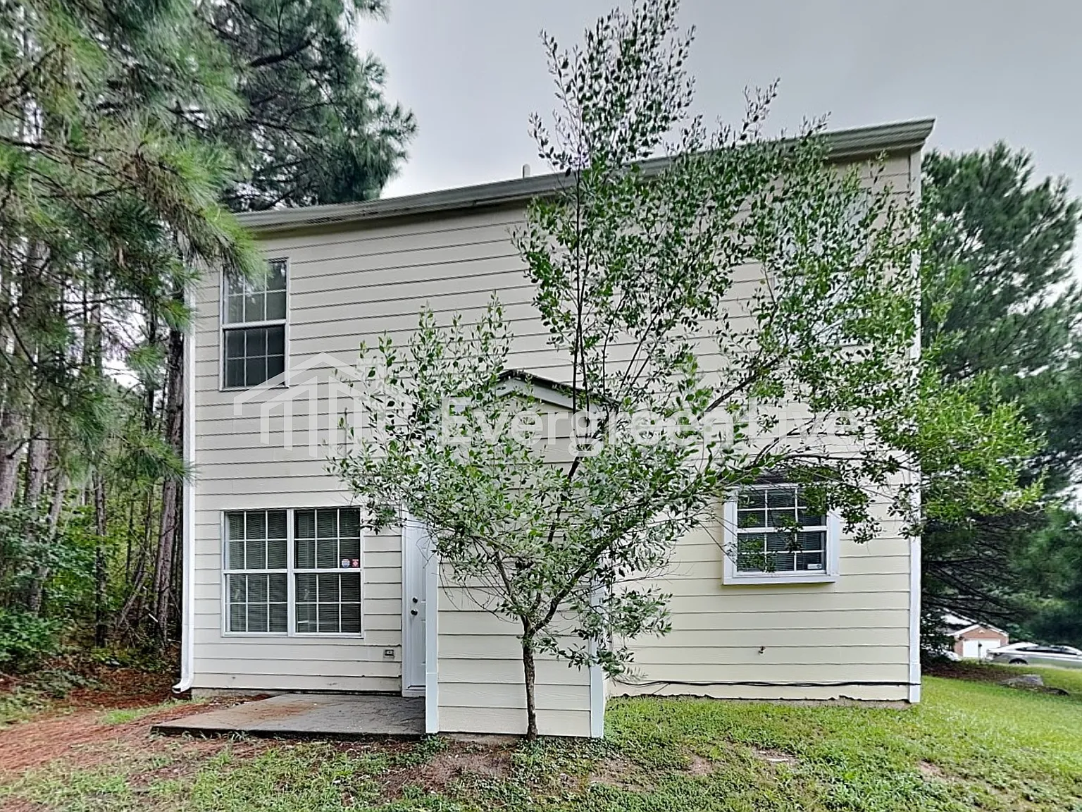 3 bed, 2.5 bath, 1456 sqft, $1,695 — Photo 4