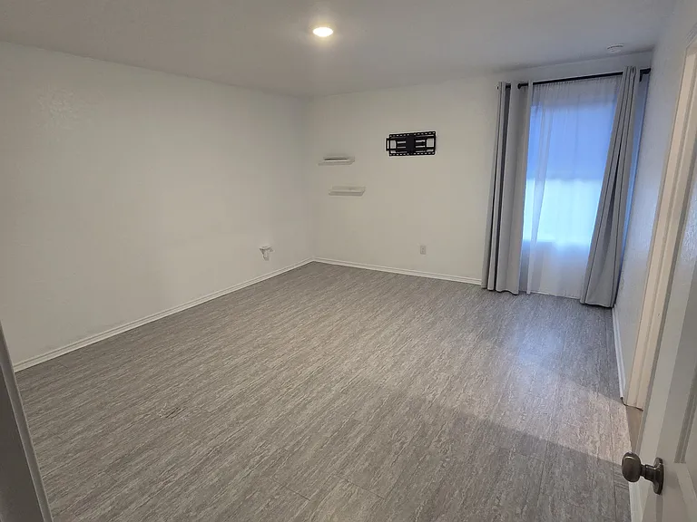 7247 Ox Pl — Photo 6