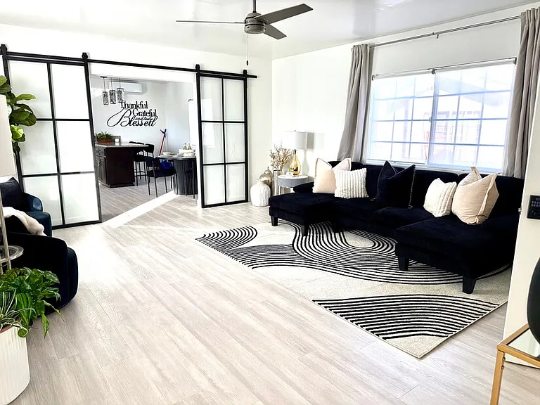 Living Room - Upper Level Home