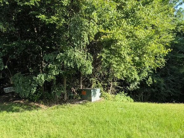 186 Masters Cv, Macon, GA 31211