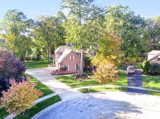 7842 Oak Leaf Ct, Maumee, OH