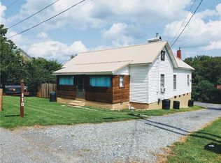 110 Village Ave, Randleman, NC 27317