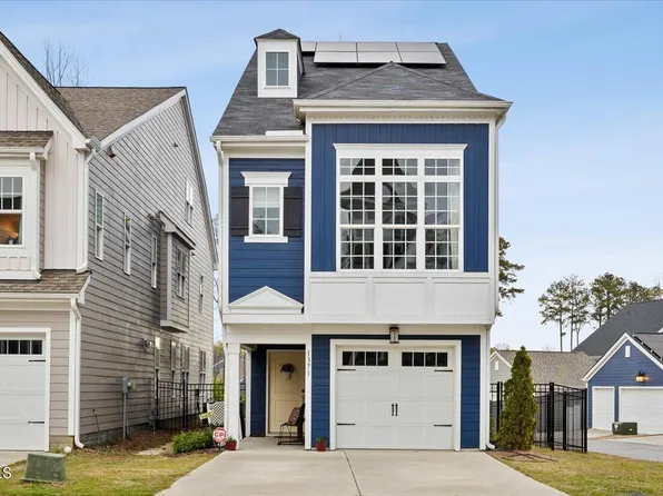 1371 Brown Velvet Ln, Apex, NC 27523