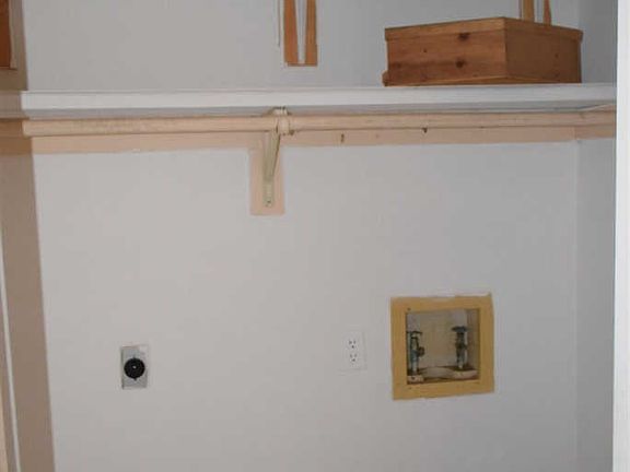 5th image of 21 Rachel Ct APT D