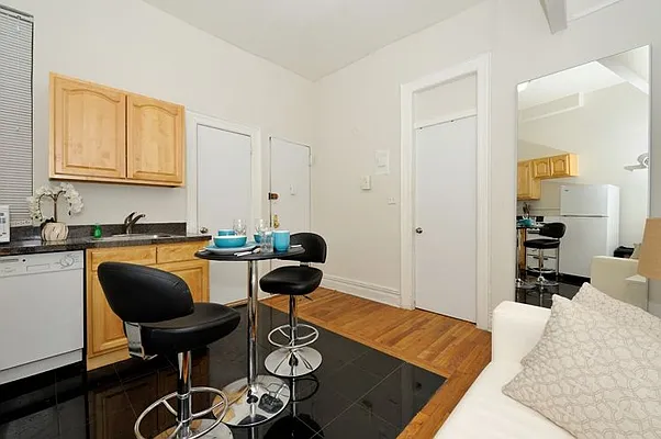 Rented by Eisenberg Exclusives | media 67