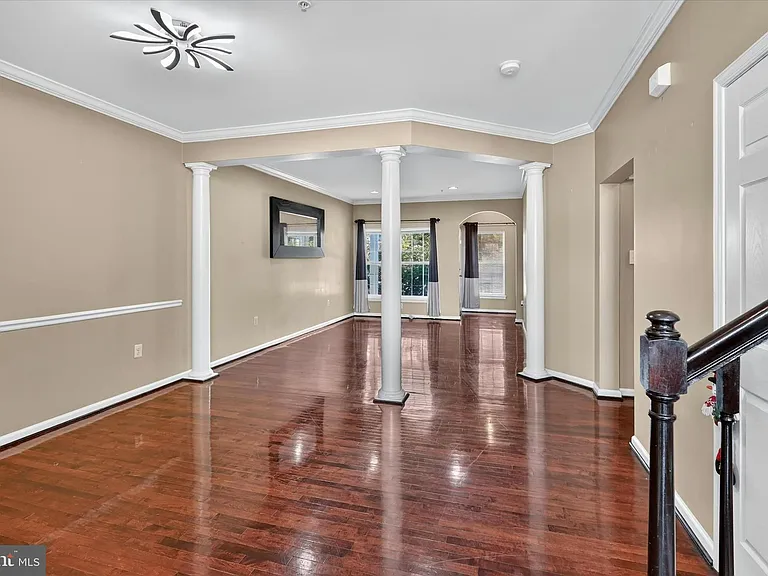 27 Lincoln Dr — Photo 6