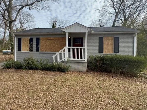 1876 Selwyn Dr, Decatur, GA 30035