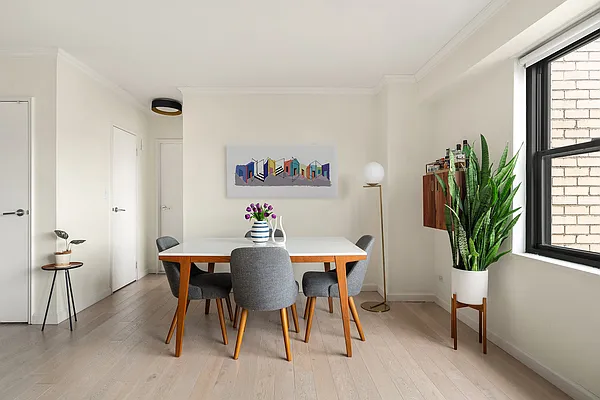 Sold by Compass | media 3