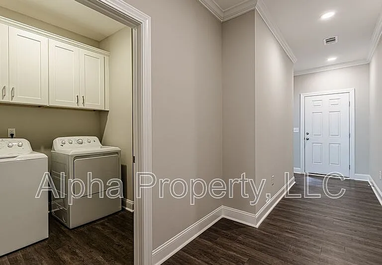 14 Alderly Way — Photo 11