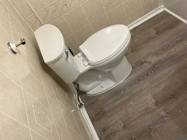 Two bedrooms, one bathroom. Utilities included gas. Water electric and trash