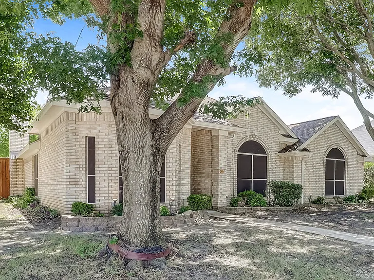 602 Copeland Dr — Photo 3