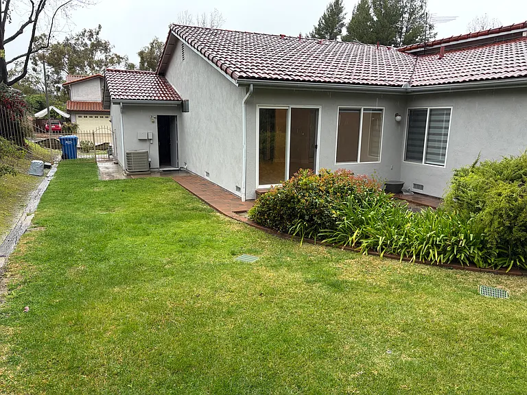 2320 Fallen Dr — Photo 21