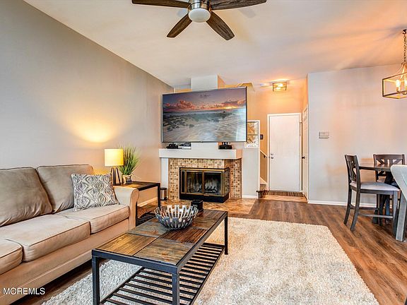 4th image of 18 Birchwood Road